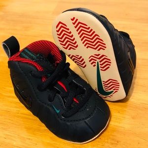 1c Gucci foams